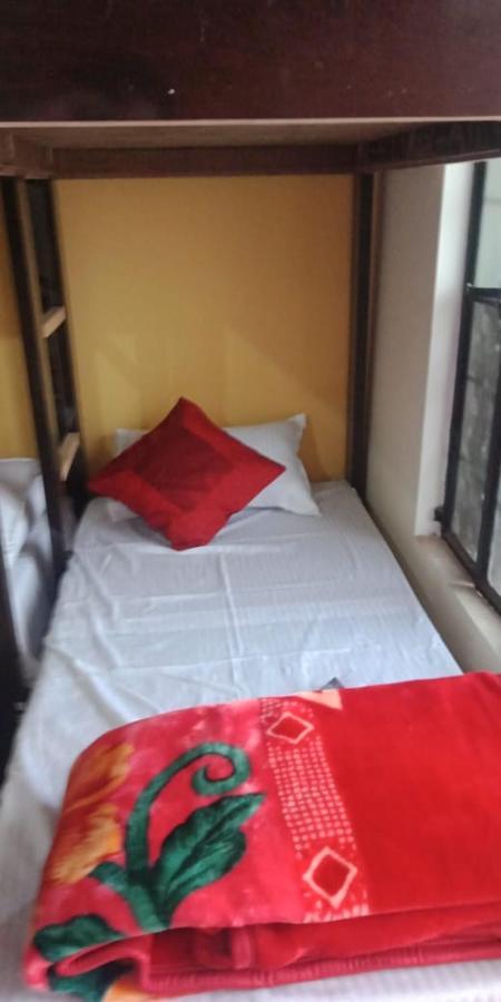Varanasi Paradise Luaran gambar