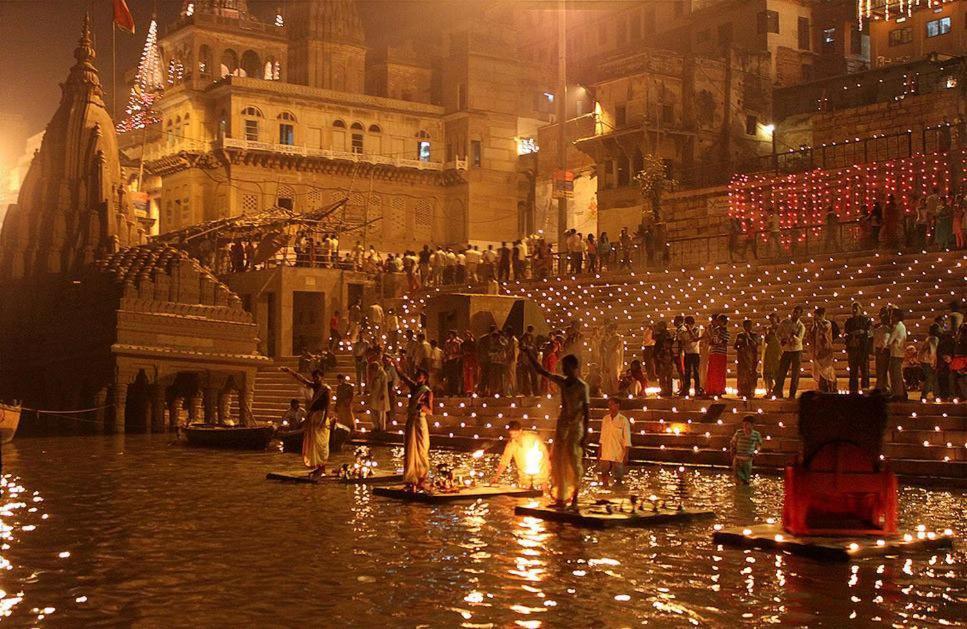 Varanasi Paradise Luaran gambar
